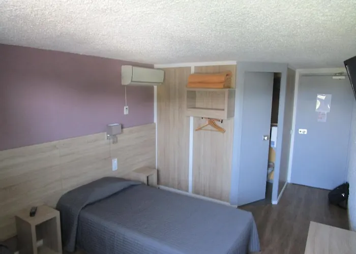 Les Tourrades 2* קאן