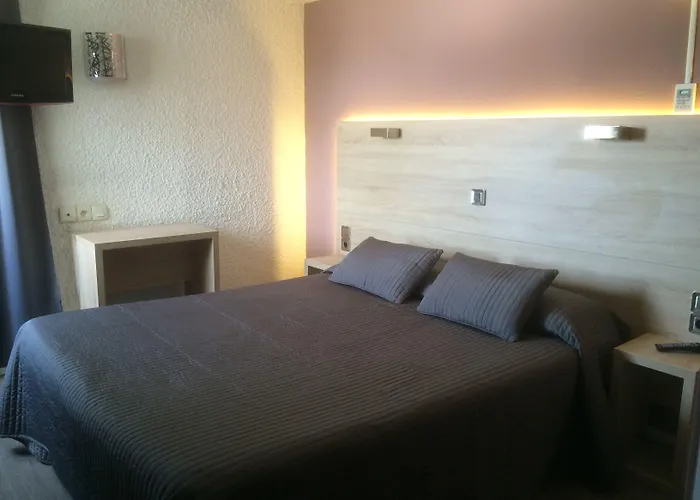 Les Tourrades Hotell Cannes