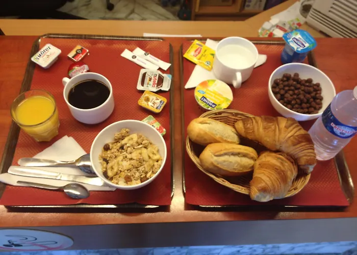 Les Tourrades Hotell Cannes