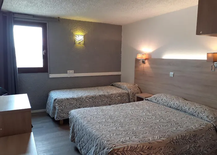 Les Tourrades Hotell