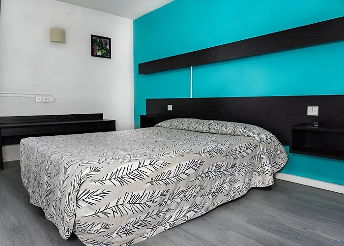 Hotell Les Tourrades 2*