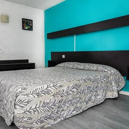 Hotel Les Tourrades 2*