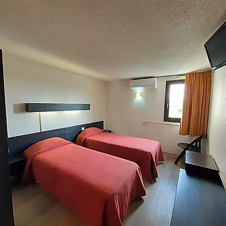 Les Tourrades Hotel 2*