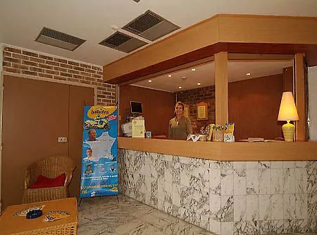 Les Tourrades Otel