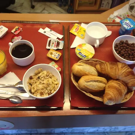 Les Tourrades Hotell Cannes