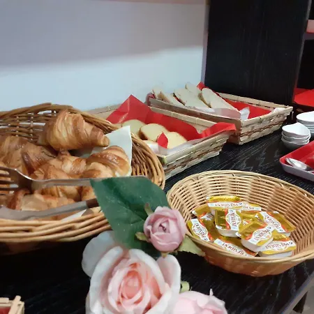 Hotell Les Tourrades Cannes